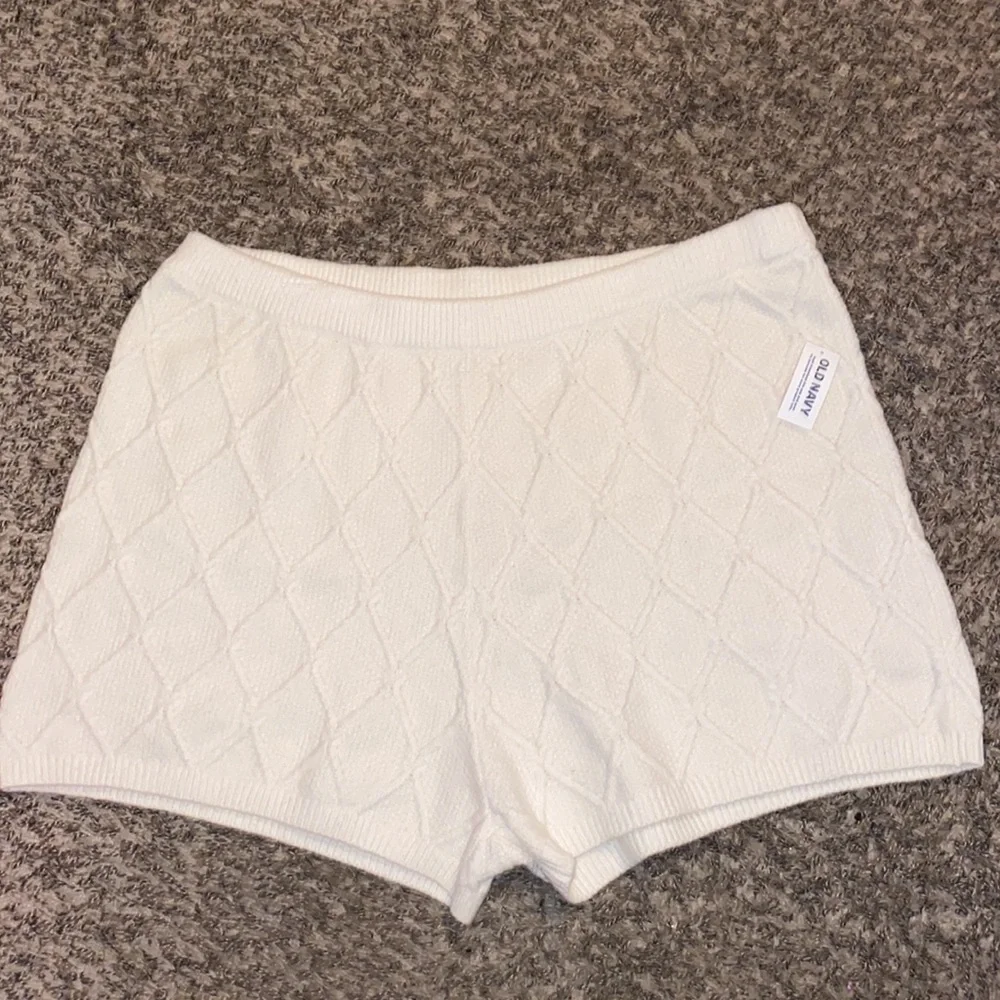 NWT Old Navy High Waisted Cable Knit Diamond Stitch Shorts - Picture 13 of 14